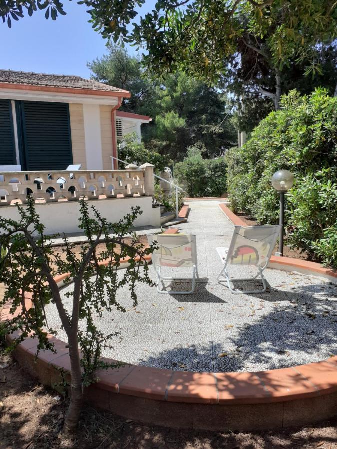 Villetta Dei Fiori, Vicino Spiaggia Di Punta Pizzo غالّيبولي المظهر الخارجي الصورة